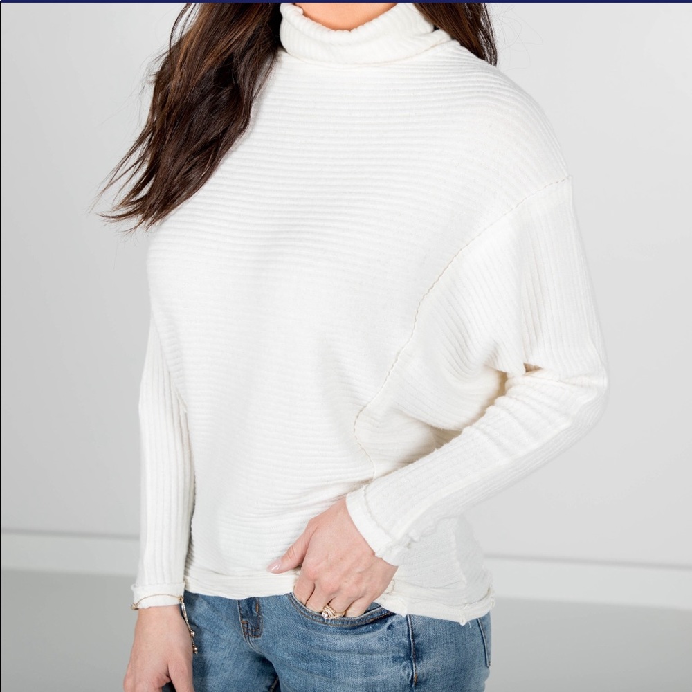 Shiloh Sweater in Ivory